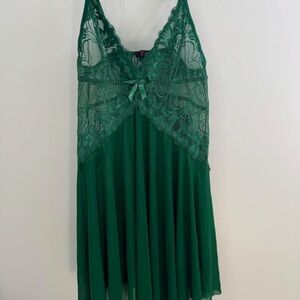 Lace Trim Green Chemise